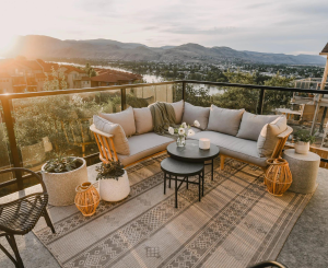 Latest Glass Balcony Trends-6